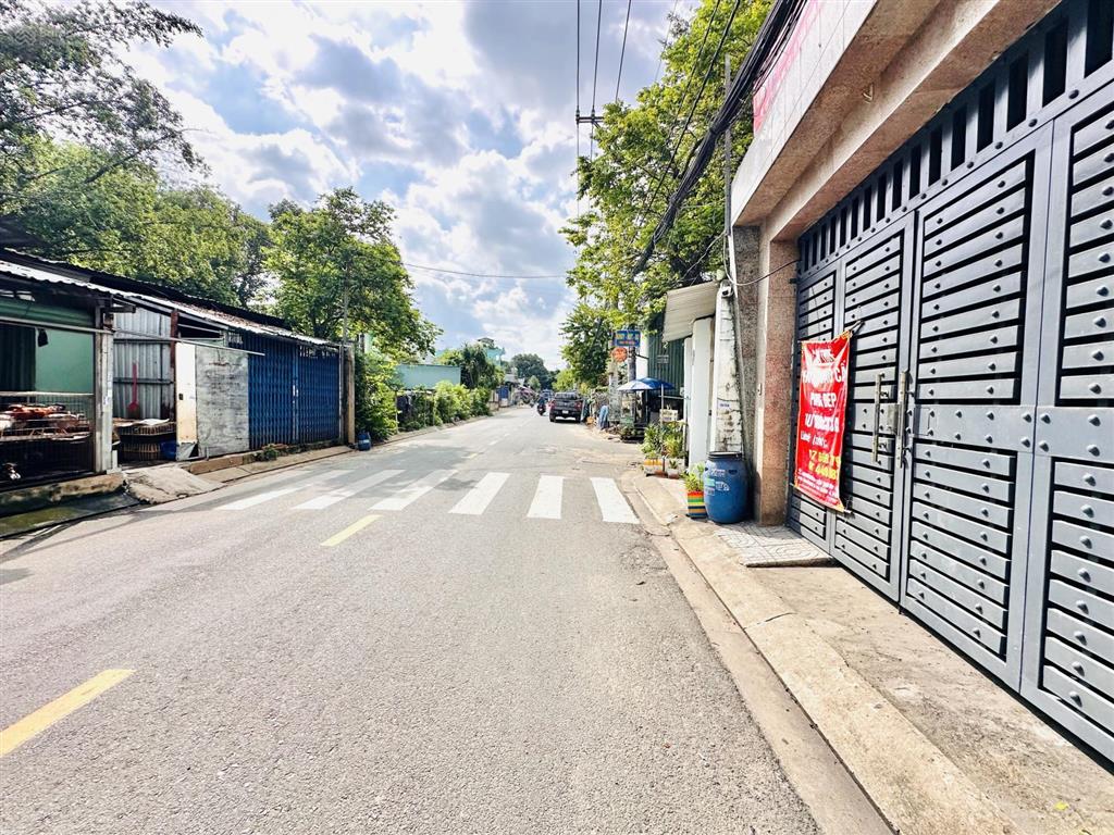 Nhà 3 lầu mặt tiền đường hiệp thành 13 giao đường hương lộ 80b (đang mở rộng 40m) giá chỉ 4,65 tỷ