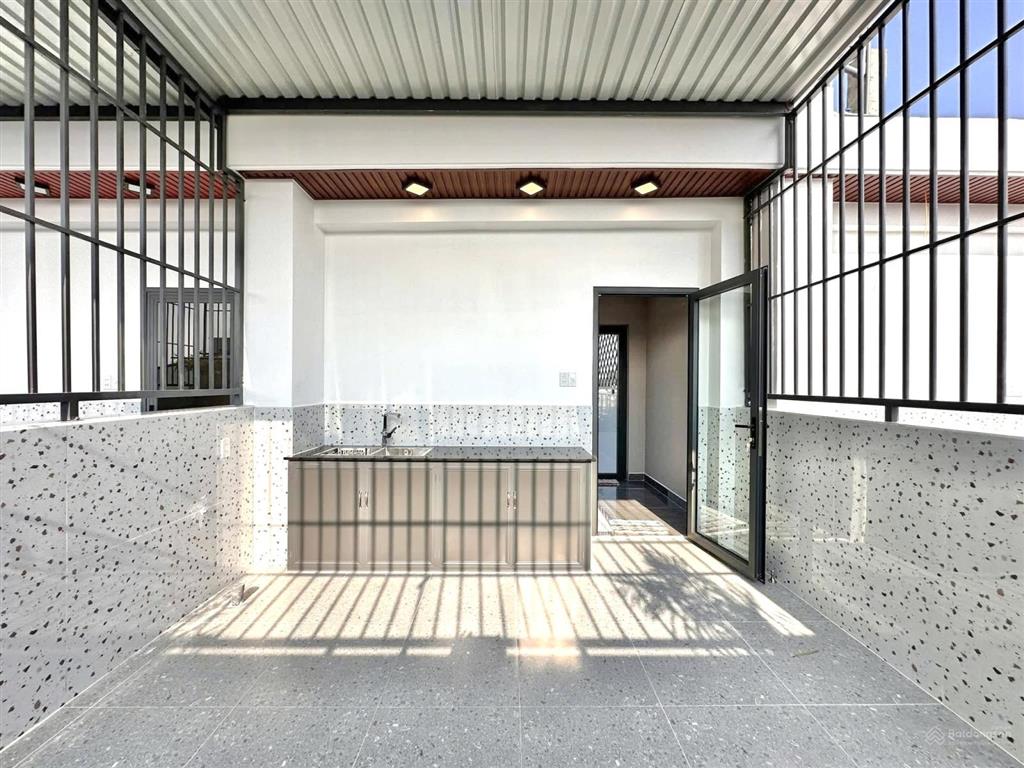 Nhà phố 4m x 14m xây mới 4.5 tầng 1/ngắn đường tân thới nhất 04 gần trường chinh, sân bay