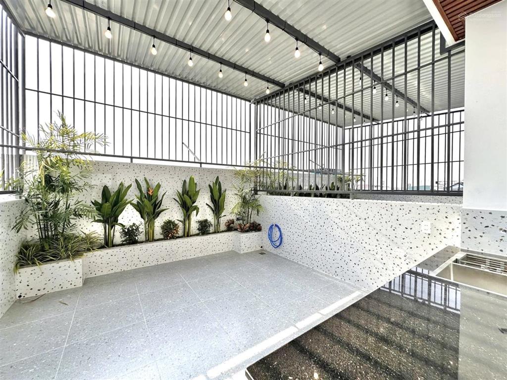 Nhà phố 4m x 14m xây mới 4.5 tầng 1/ngắn đường tân thới nhất 04 gần trường chinh, sân bay