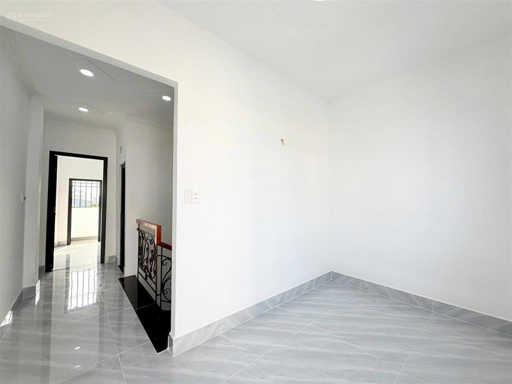 Nhà phố 4m x 16.5m 3 tầng full nội thất 1/ ngắn 20m ra đường tân thới hiệp 21 (đang mở rộng 30m)