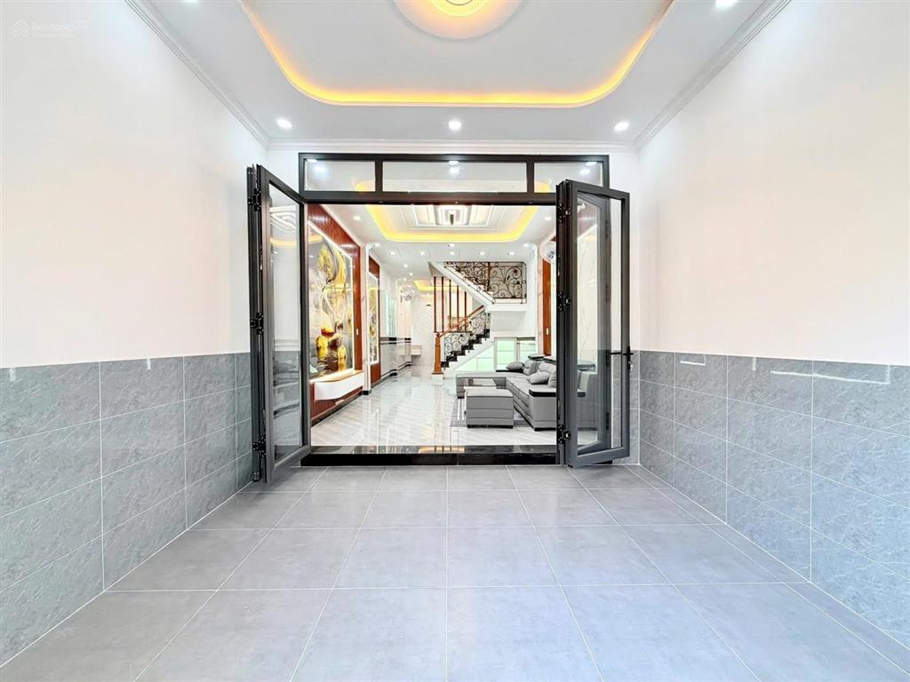 Nhà phố 4m x 16.5m 3 tầng full nội thất 1/ ngắn 20m ra đường tân thới hiệp 21 (đang mở rộng 30m)