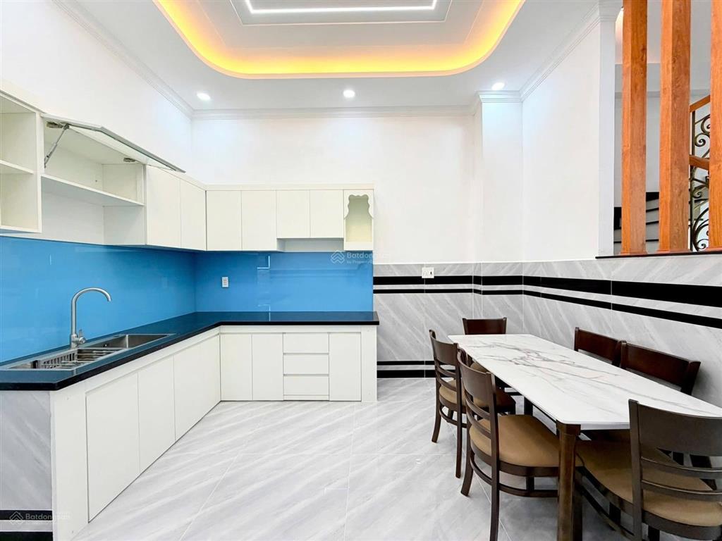 Nhà phố 4m x 16.5m 3 tầng full nội thất 1/ ngắn 20m ra đường tân thới hiệp 21 (đang mở rộng 30m)