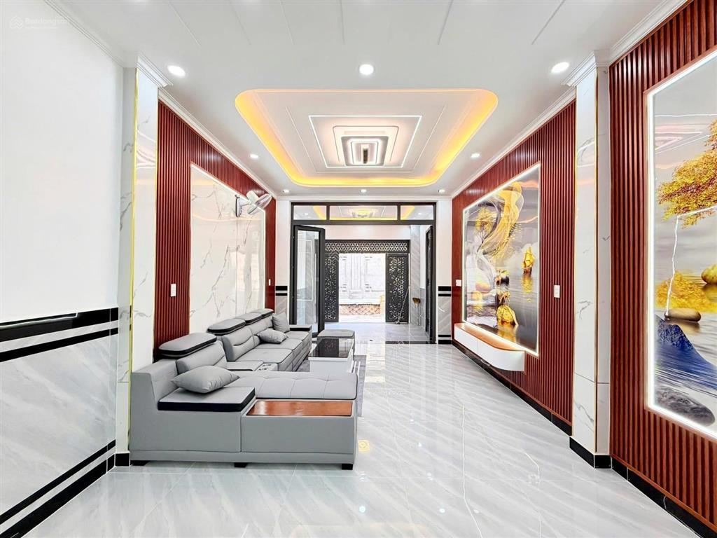 Nhà phố 4m x 16.5m 3 tầng full nội thất 1/ ngắn 20m ra đường tân thới hiệp 21 (đang mở rộng 30m)
