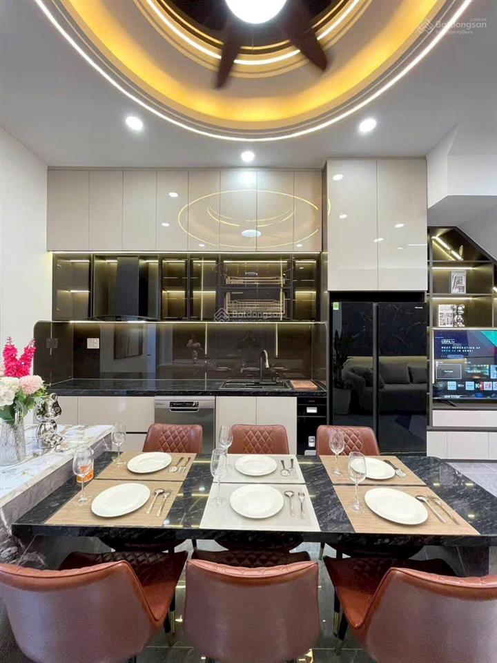 Giảm 850 triệu nhà 4m x 15m 4 tầng hẻm nhựa 7m đường an phú đông 27 sát bên thủ đức, vạn phúc city