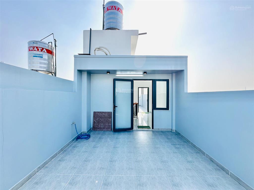 Nhà phố 4m x 20m 1 lửng 4 lầu có thang máy 650kg, hẻm nhựa 10m, gần đường tân chánh hiệp 18
