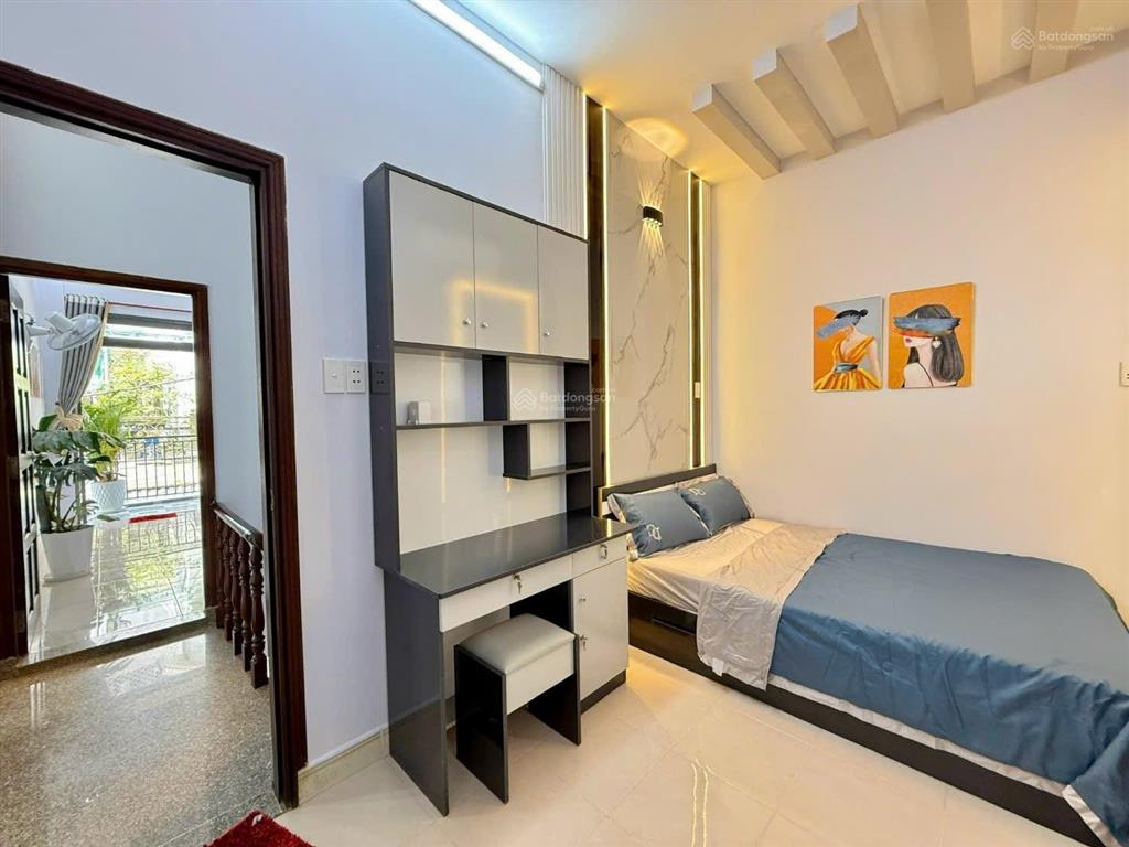 Nhà phố 4.2m x 11m 2 tầng full nội thất hẻm xe hơi 4m 1/ ngắn đường tân thới hiệp 09 ngay tòa án