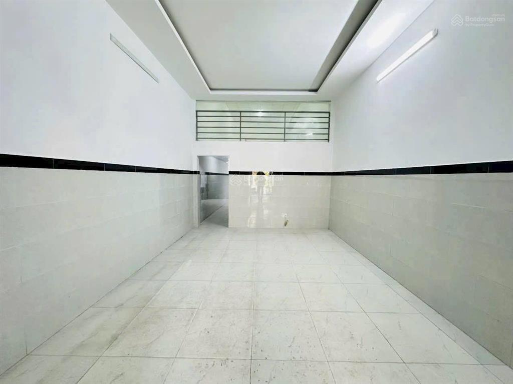 Nhà đúc lửng mặt tiền đường kd 4m x 19m. mt đường hiệp thành 18. p. hiệp thành q12