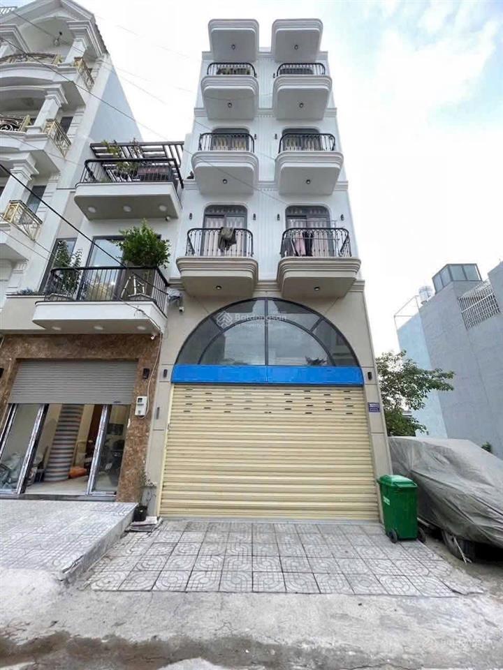 Bán chdv 5m x 20m xây 1 hầm 4 lầu 12 phòng đang thuê full thu nhập gần 40tr/tháng có thang máy