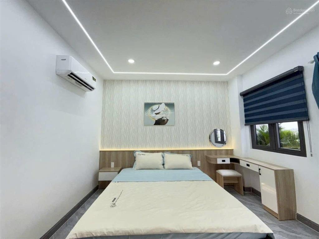 Giảm 600 triệu nhà phố 4.5 tầng full nội thất hẻm nhựa 7m đường thạnh xuân 25, thới an q12