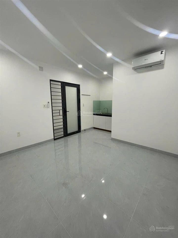 Bán nhà 5m x 20m 4 tầng có 7 phòng đang thuê ổn định 23tr đường nguyễn văn quá ngay kênh tham lương