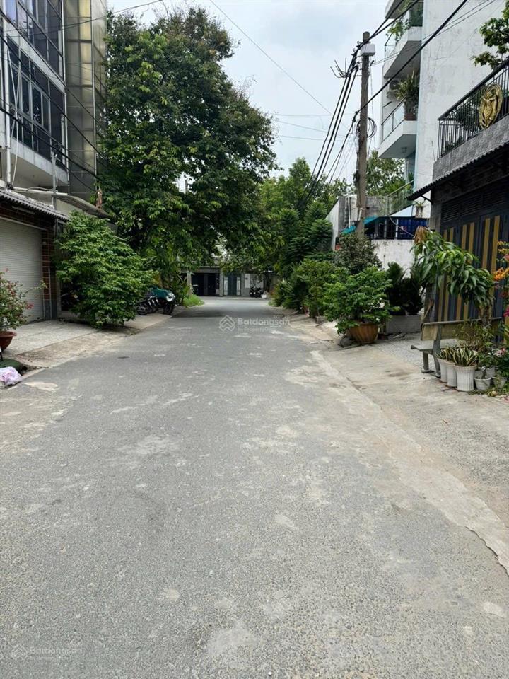 Bán nhà 5m x 20m 4 tầng có 7 phòng đang thuê ổn định 23tr đường nguyễn văn quá ngay kênh tham lương