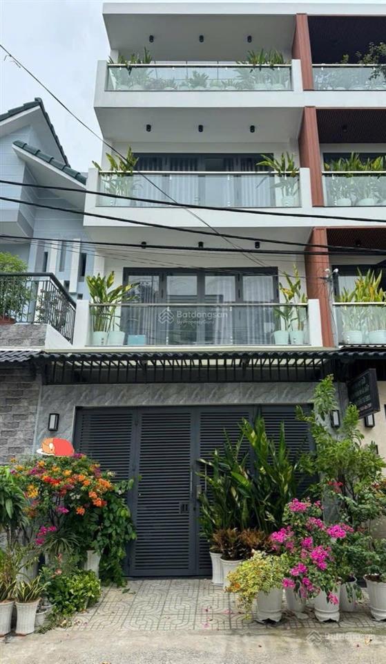 Bán nhà 5m x 20m 4 tầng có 7 phòng đang thuê ổn định 23tr đường nguyễn văn quá ngay kênh tham lương