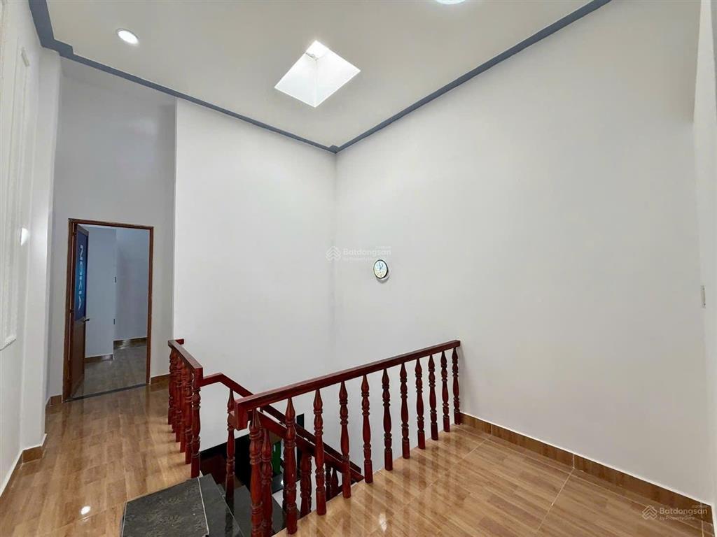 Bán nhà 3,4m x 16m 2 tầng đường đông bắc gần bệnh viện q12, phần mềm quang trung giá chỉ 3,85 tỷ