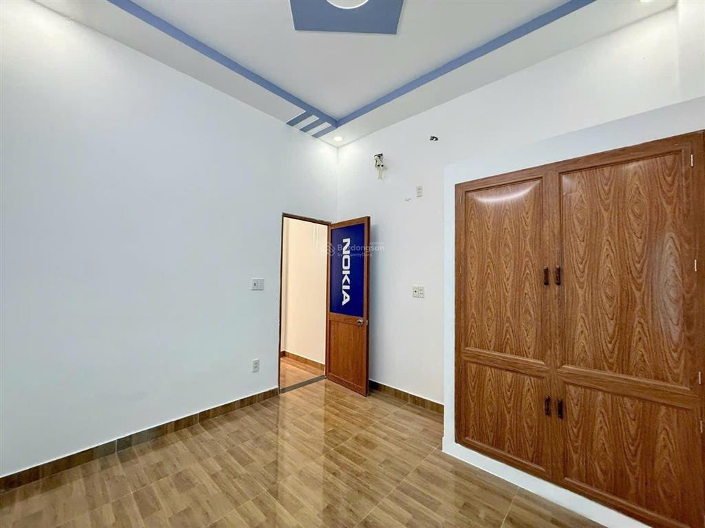 Bán nhà 3,4m x 16m 2 tầng đường đông bắc gần bệnh viện q12, phần mềm quang trung giá chỉ 3,85 tỷ