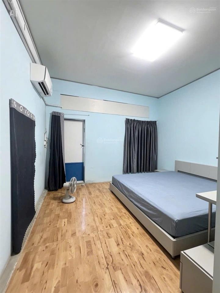 Bán nhà 4m x 16m 2 tầng góc 2 mặt tiền hẻm thông kinh doanh, mở cty đường hiệp thành 42, quận 12
