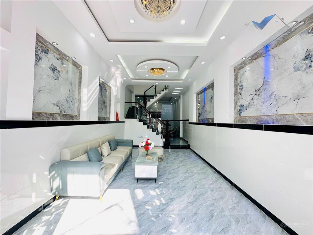 Bán nhà 4m x 19m 3 tầng hẻm thông xe hơi đường nguyễn thị búp p. trung mỹ tây ngay hiệp thành city