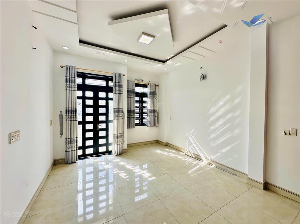 Bán nhà 4m x 19m 3 tầng hẻm thông xe hơi đường nguyễn thị búp p. trung mỹ tây ngay hiệp thành city