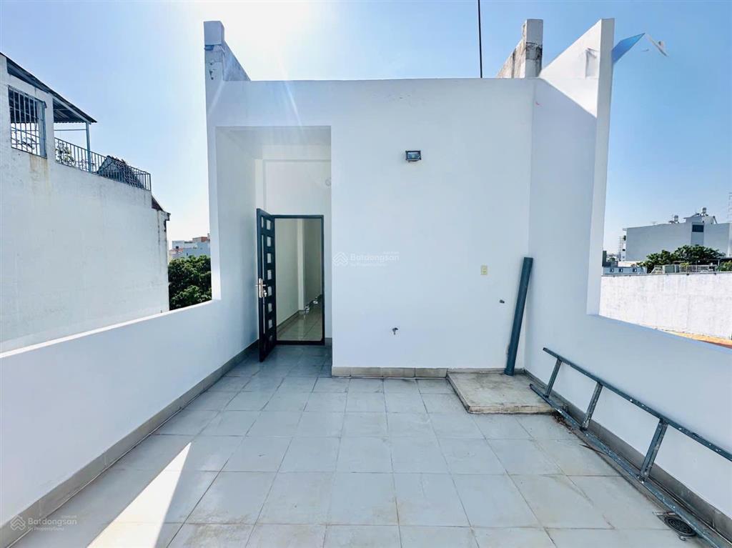 Bán nhà 4m x 19m 3 tầng hẻm thông xe hơi đường nguyễn thị búp p. trung mỹ tây ngay hiệp thành city