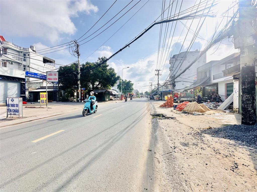 Giảm 500 triệu bán gấp lô đất 4m x 23m full thổ cư mặt hẻm 10m thông đường hương lộ 80b đang mở 35m