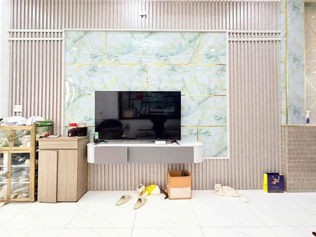 Bán nhà đẹp 4m x 13m 4 tầng 5pn 6wc hẻm 7m kdc đồng bộ 100 căn đường hiệp thành 13  q12