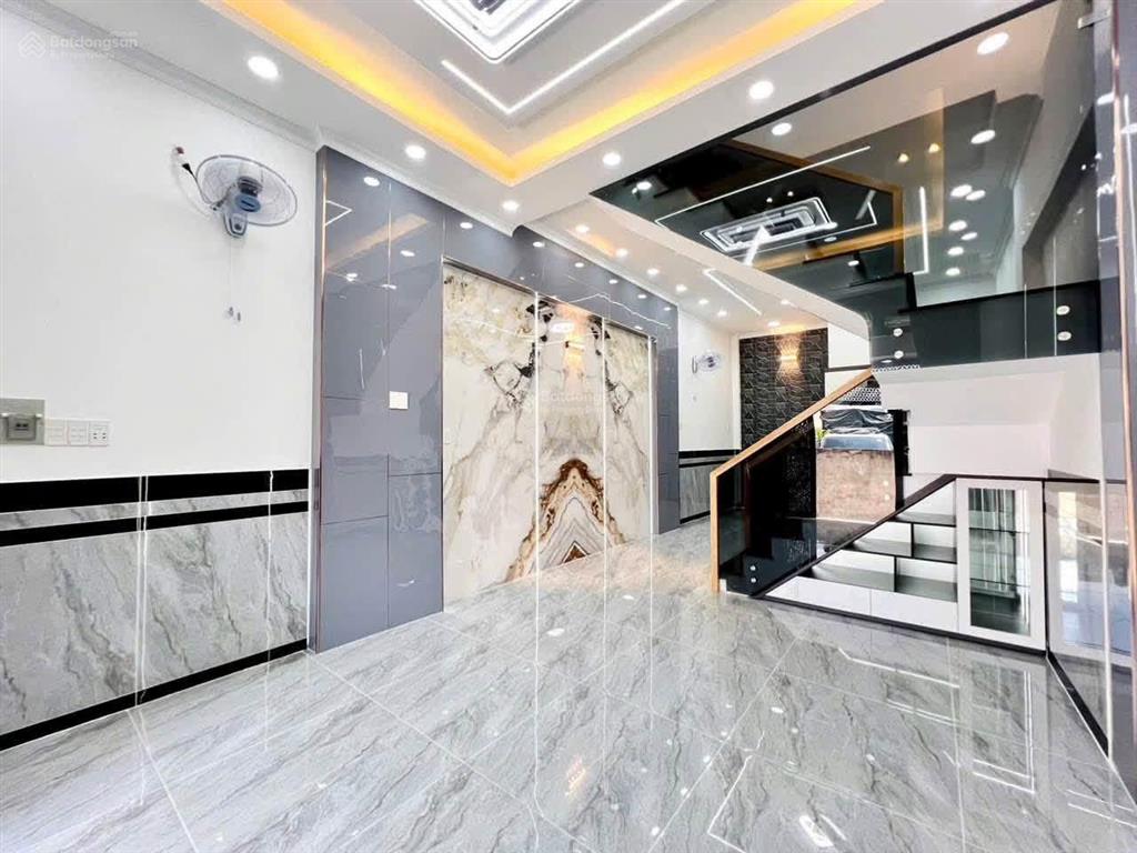 Bán nhà đẹp 4m x 13m 2 tầng chỉ 30m ra đường trần thị cờ p. thới an gần chợ, trường học giá 4,39 tỷ