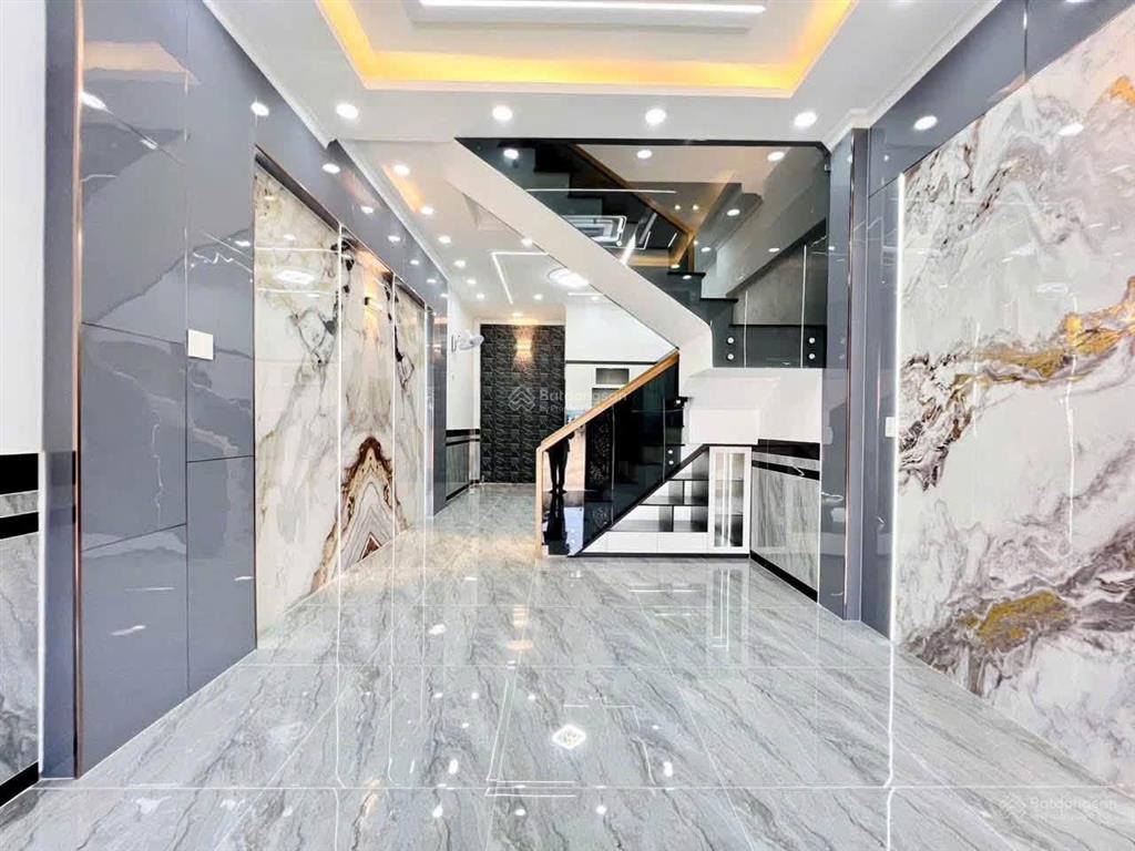 Bán nhà đẹp 4m x 13m 2 tầng chỉ 30m ra đường trần thị cờ p. thới an gần chợ, trường học giá 4,39 tỷ