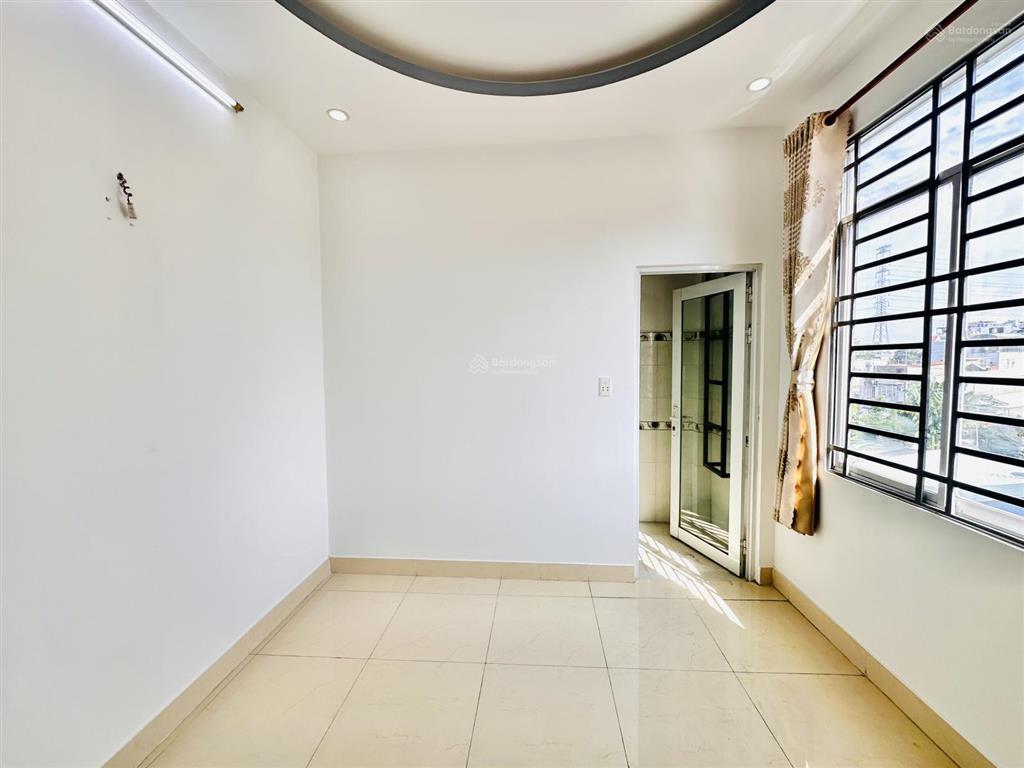 Bán nhà đẹp 4m x 14m 3 tầng góc 2 mặt tiền hẻm nhựa 5m đường lâm thị hố gần hiệp thành city quận 12