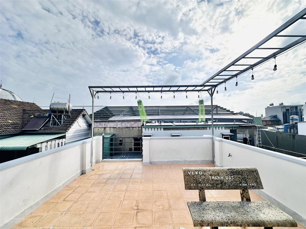 Giảm 300 triệu nhà phố 4,5m x 17m xây 3,5 tầng đường trung mỹ tây 19, phường trung mỹ tây  quận 12