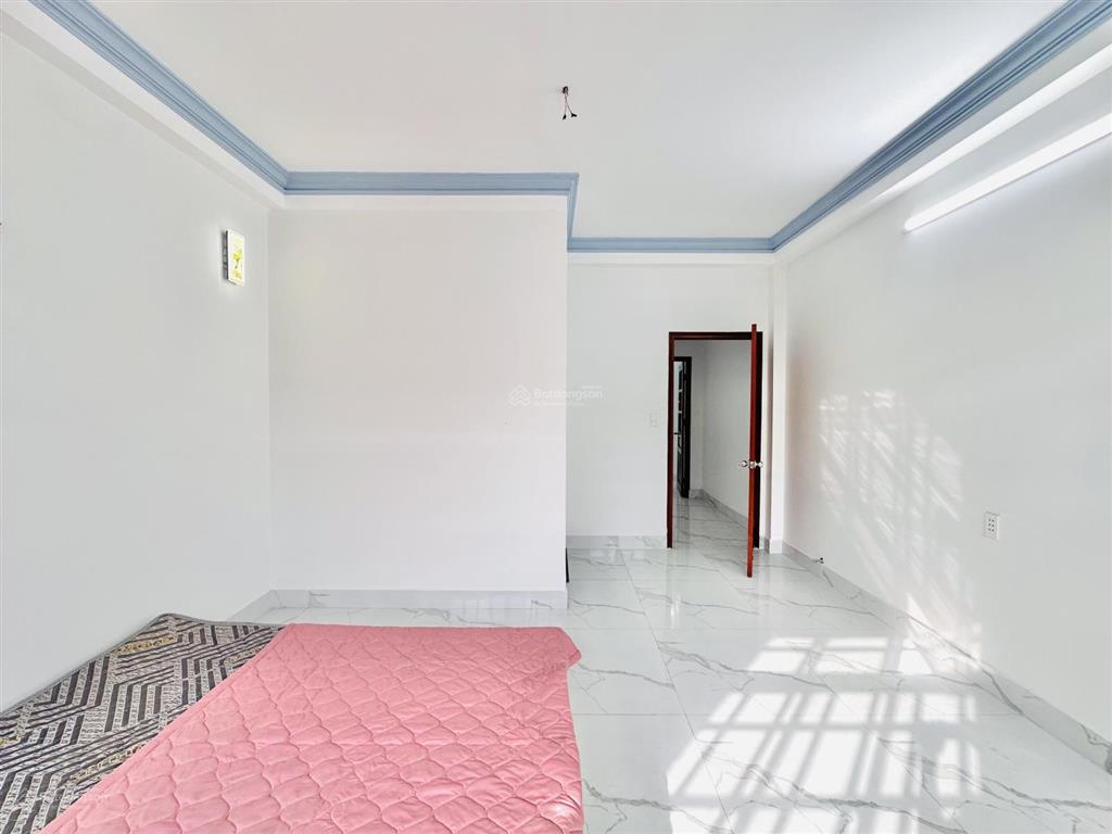 Giảm 300 triệu nhà phố 4,5m x 17m xây 3,5 tầng đường trung mỹ tây 19, phường trung mỹ tây  quận 12
