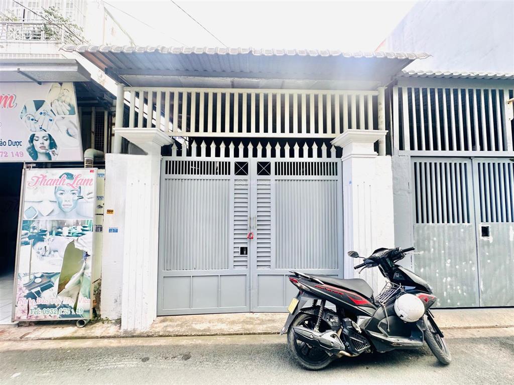 Chính chủ gửi bán gấp nhà 4m x 23m cấp 4 mặt tiền đường thới an 12 p. thới an  q12 giá chỉ 5.09 tỷ