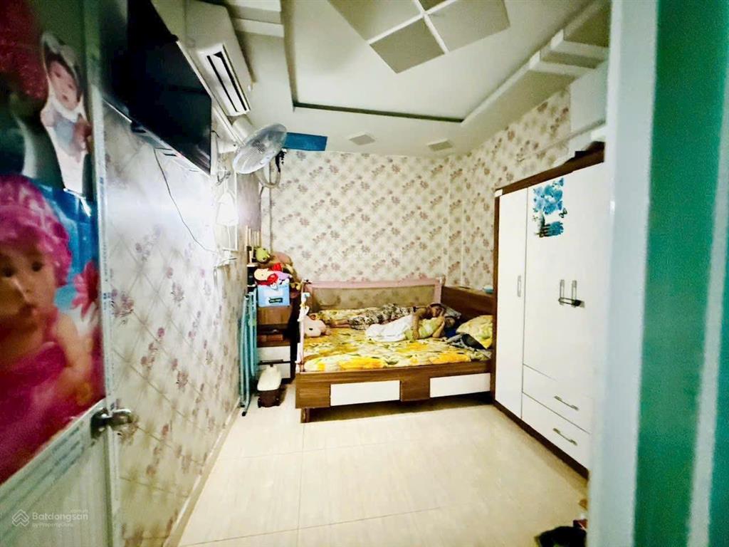 Giảm 280 triệu, bán nhanh nhà phố 3 tầng 3pn 3wc ngay chợ thiếc đường lê văn khương quận 12