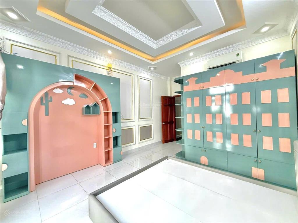 Nhà phố 4m x 15,5m xây 4.5 tầng hẻm nhựa 12m
khu đồng bộ đường hiệp thành 13, hiệp thành. q12