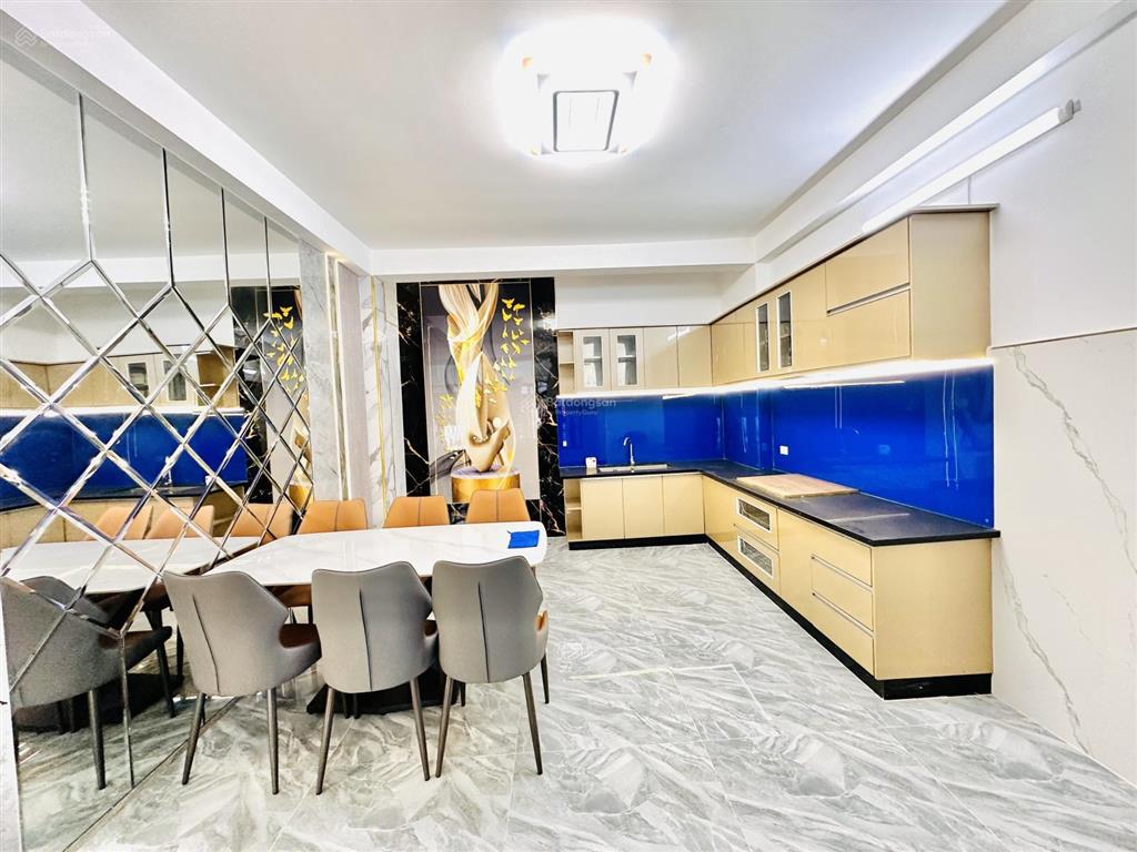 Bán nhà đẹp 4m x 15m 1 lửng 3 lầu ngay ngã 4 tô ký  nguyễn ảnh thủ p.trung mỹ tây q12 giá hơn 5 tỷ