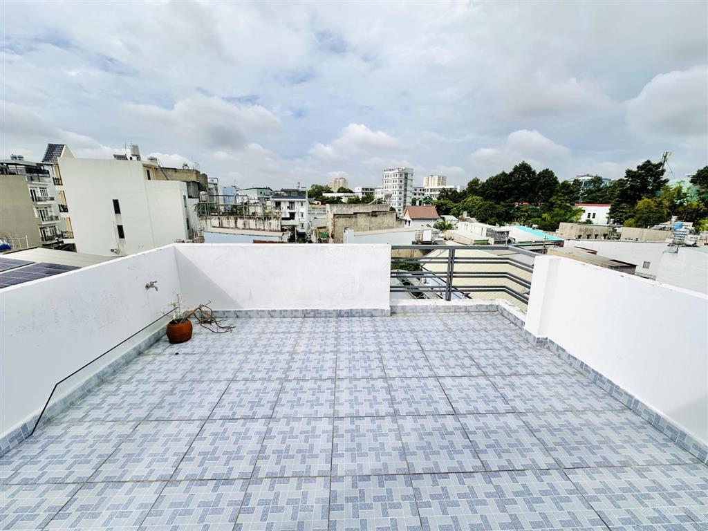 Bán nhà đẹp 4m x 15m 1 lửng 3 lầu ngay ngã 4 tô ký  nguyễn ảnh thủ p.trung mỹ tây q12 giá hơn 5 tỷ