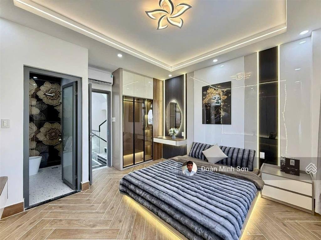 Hạ giá 900 triệu, nhà 4m x 14m xây mới 4.5 tầng full nội thất 1/ ngắn đường nguyễn thị kiểu q12