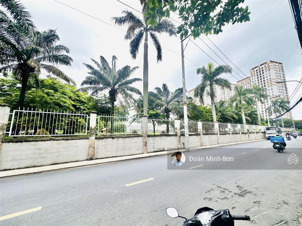 Bán đất 4.6m x 28m mặt tiền đường 25m ngay công viên phần mềm quang trung giáp ranh quận gò vấp