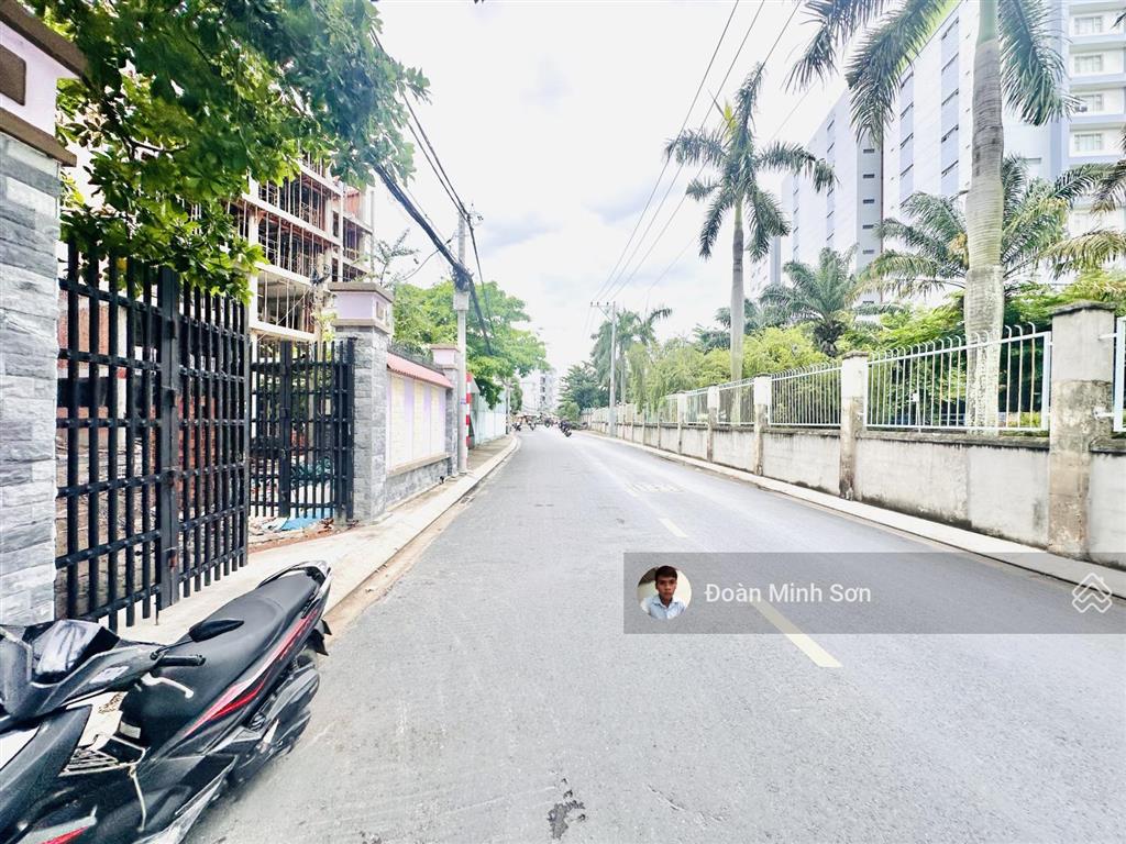 Bán đất 4.6m x 28m mặt tiền đường 25m ngay công viên phần mềm quang trung giáp ranh quận gò vấp