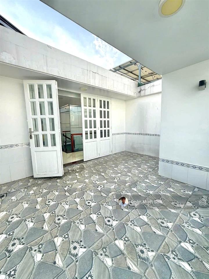 Bán nhà 5mx18m 1 hầm 3 tầng mặt tiền kdc hiệp thành city đường nguyễn thị búp p. tân chánh hiệp q12