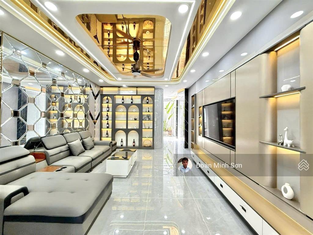 Giảm mạnh 1.5 tỷ, nhà 4.2m x 21m xây mới 4.5 tầng có thang máy chờ mặt tiền đường cầu ba phụ