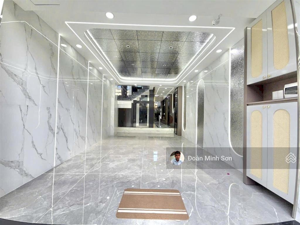 Giảm 1 tỷ, chủ cần bán gấp nhà 4m x 17m xây mới 4.5 tầng có thang máy, hẻm nội bộ 10m đường tx25
