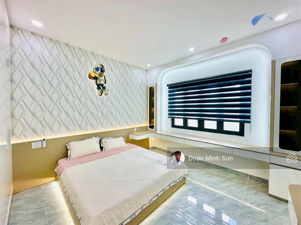 Hạ giá cặp nhà 4m x 20m xây 4.5 tầng có thang máy hẻm 10m đường trần thị năm, p. tân chánh hiệp q12