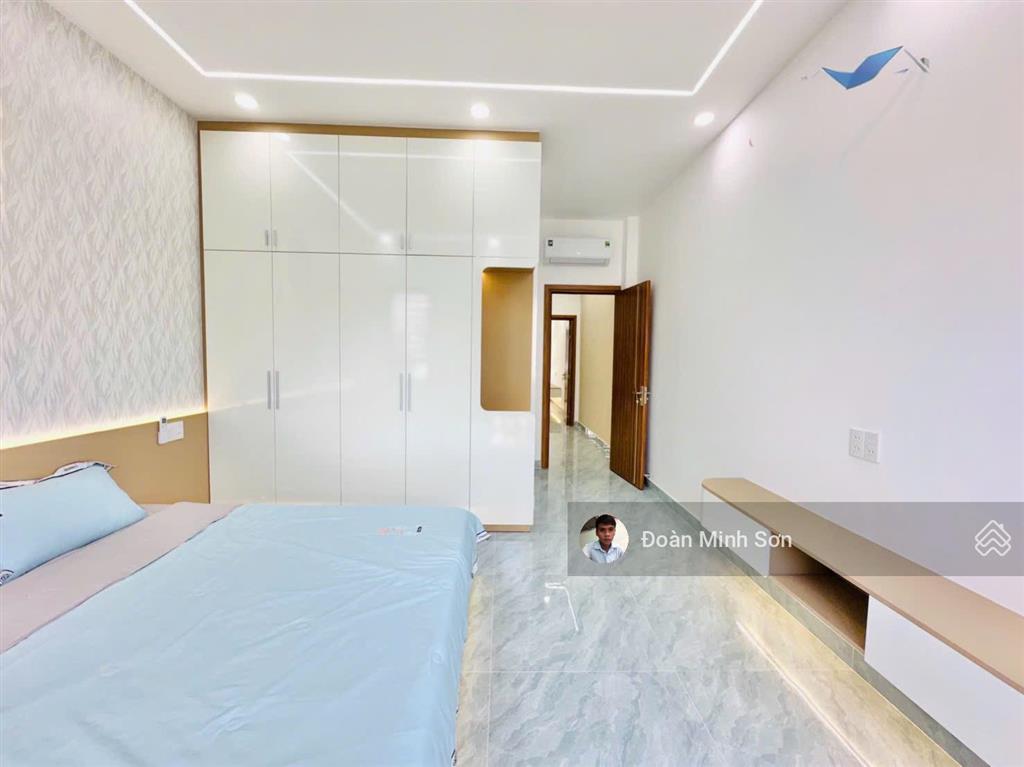 Hạ giá cặp nhà 4m x 20m xây 4.5 tầng có thang máy hẻm 10m đường trần thị năm, p. tân chánh hiệp q12