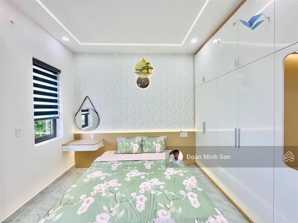 Hạ giá cặp nhà 4m x 20m xây 4.5 tầng có thang máy hẻm 10m đường trần thị năm, p. tân chánh hiệp q12