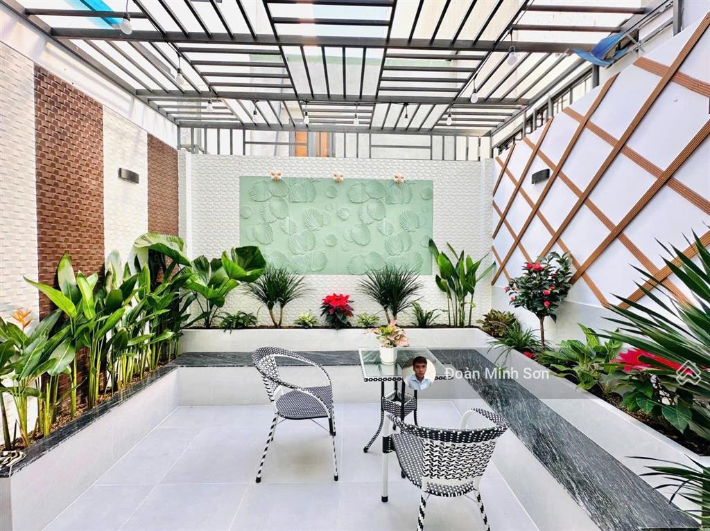 Hạ giá cặp nhà 4m x 20m xây 4.5 tầng có thang máy hẻm 10m đường trần thị năm, p. tân chánh hiệp q12
