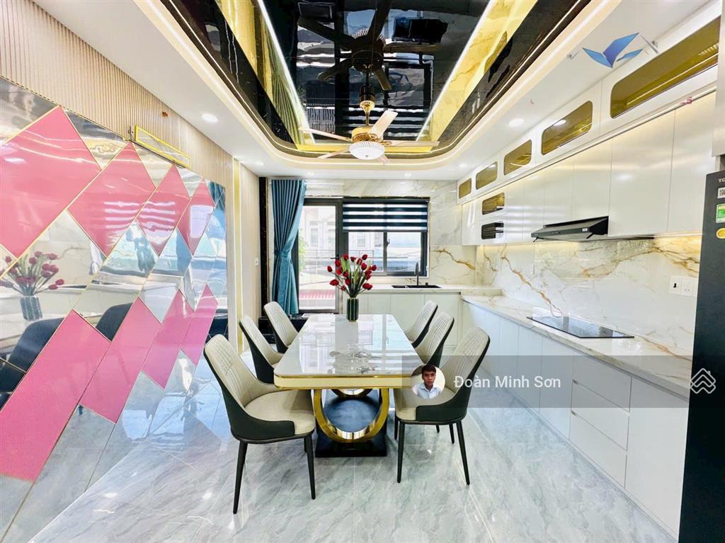 Hạ giá cặp nhà 4m x 20m xây 4.5 tầng có thang máy hẻm 10m đường trần thị năm, p. tân chánh hiệp q12