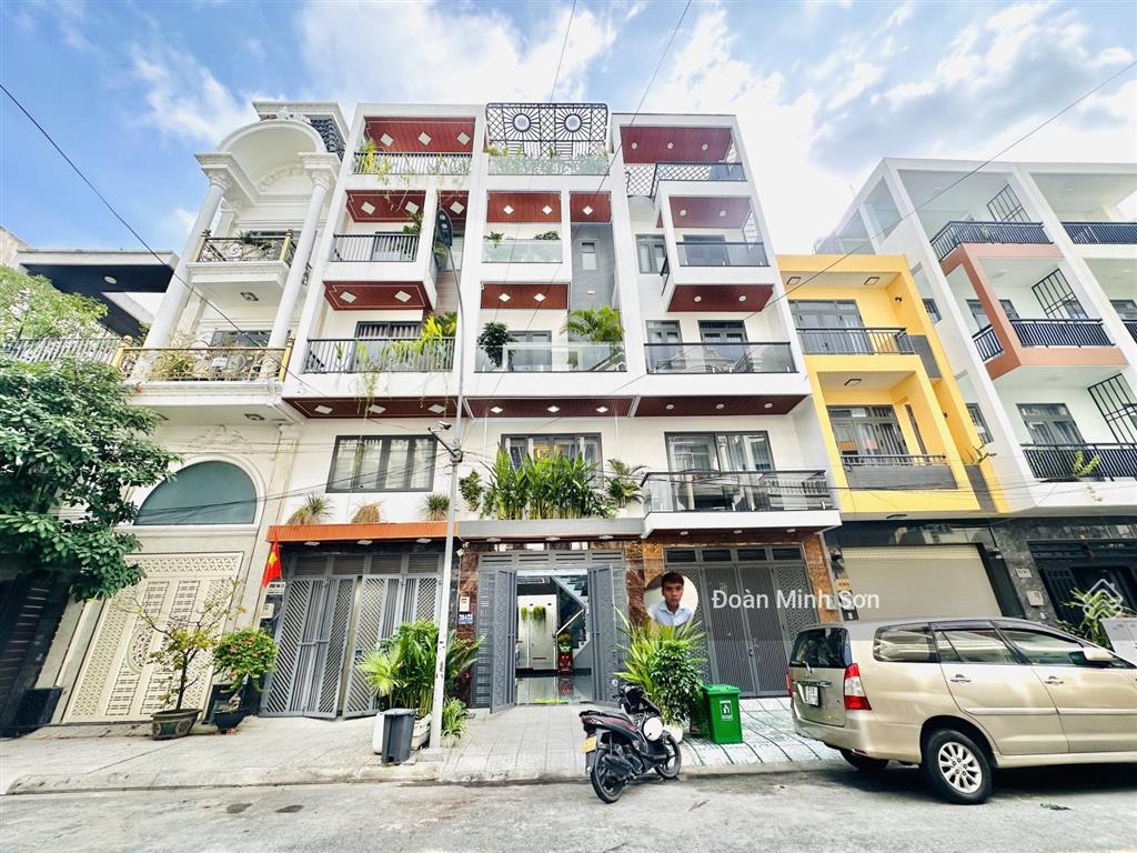 Giảm 500 triệu nhà phố 4m x 14m xây 4.5 tầng full nội thất hẻm 12m vỉa hè 2 bên đường lê văn khương