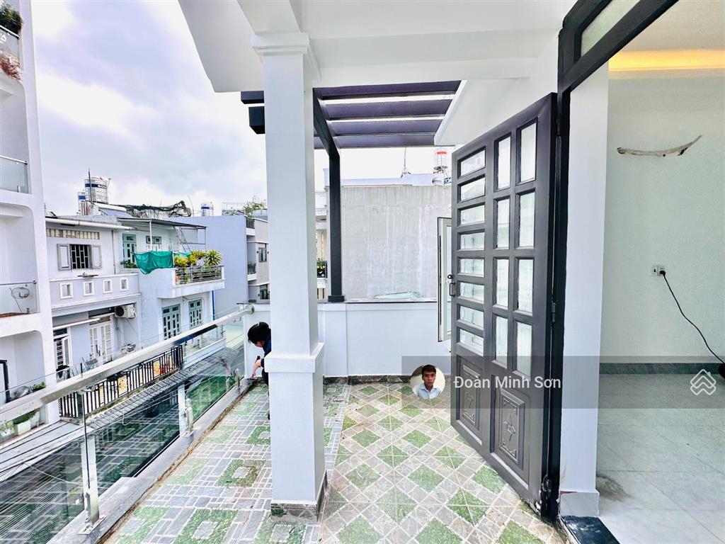 Bán nhà đẹp 4m x 17m  3 tầng, hẻm nhựa 6m.
1/ ngắn lâm thị hố. p. tân chánh hiệp. q12