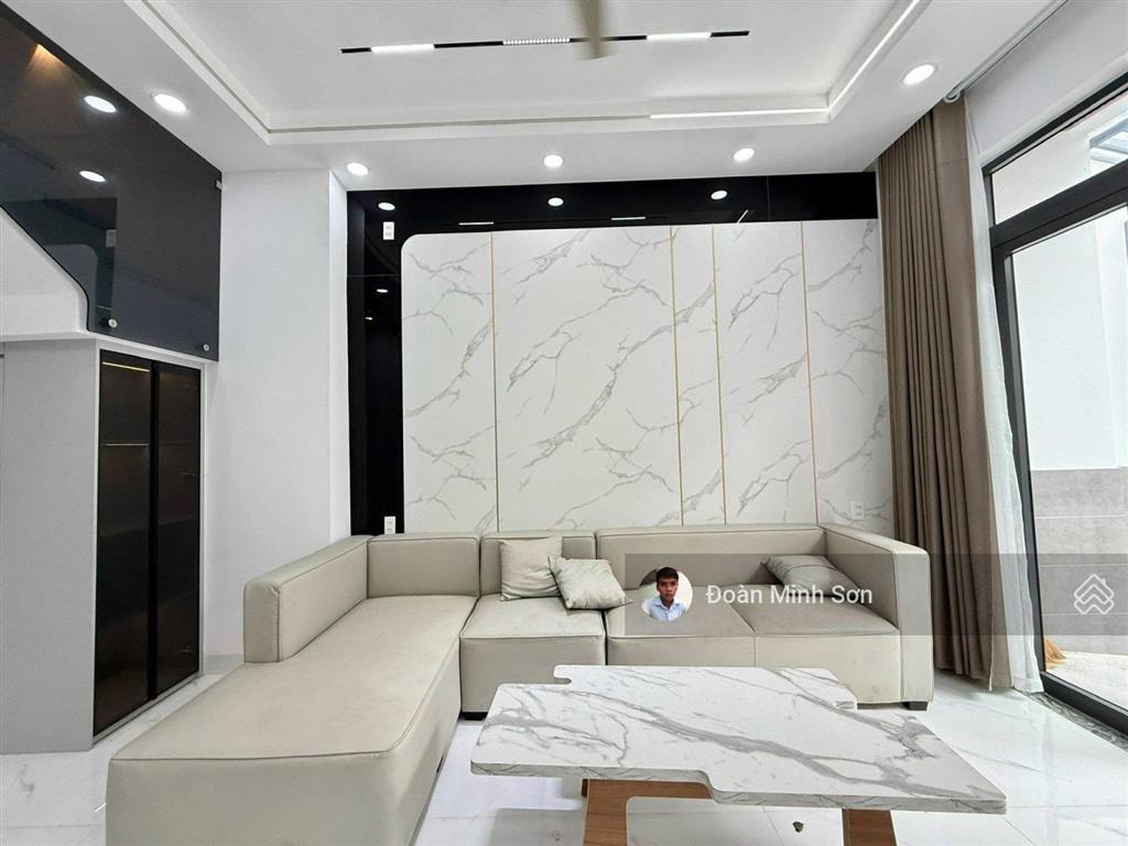 Hạ giá mạnh 800 triệu, nhà phố 4m x 25m có pn tầng trệt, sân vườn trồng cây đường hiệp thành 13 q12