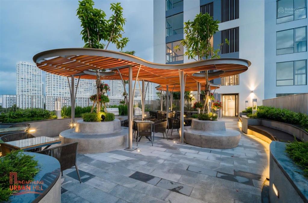 Bán căn hộ phú mỹ hưng loại 2 phòng ngủ, 80m2 khu trung tâm gần hồ bán nguyệt 7ty.  0919 949 ***