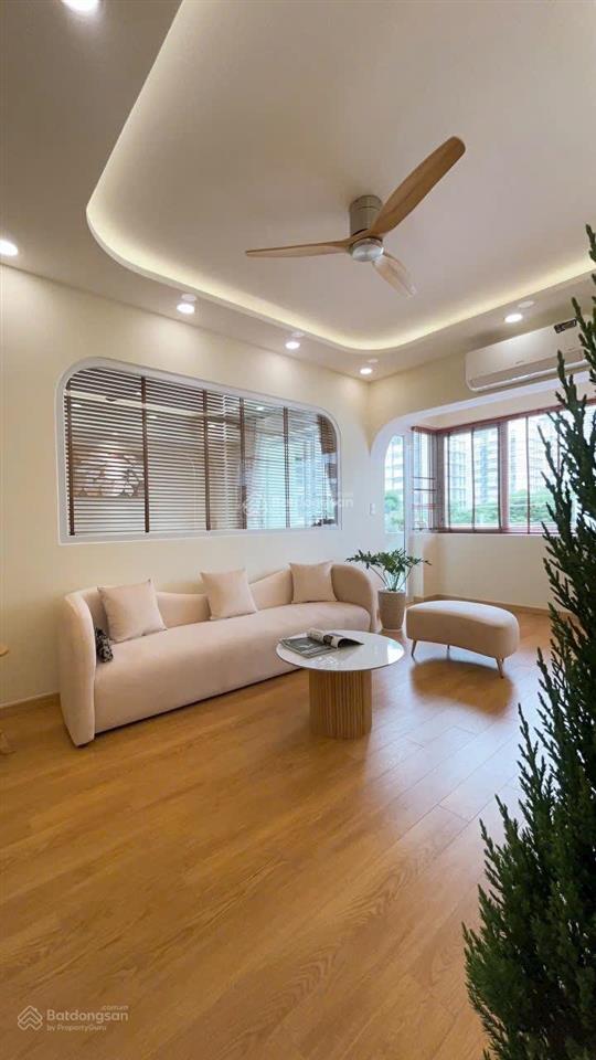 Cần tiền bán gấp căn hộ green view, phú mỹ hưng, 118m2, 9,3ty,  0919 949 ***